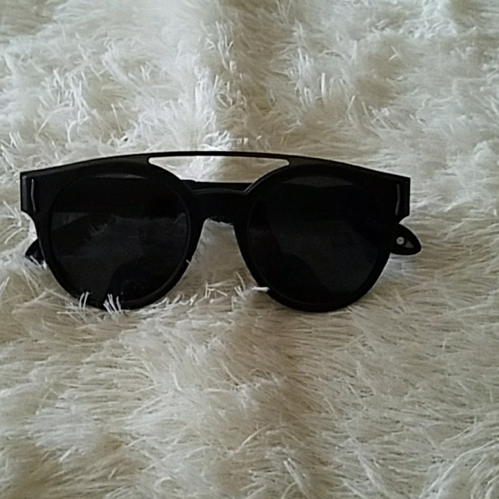 Givenchy 7017/s sunglasses